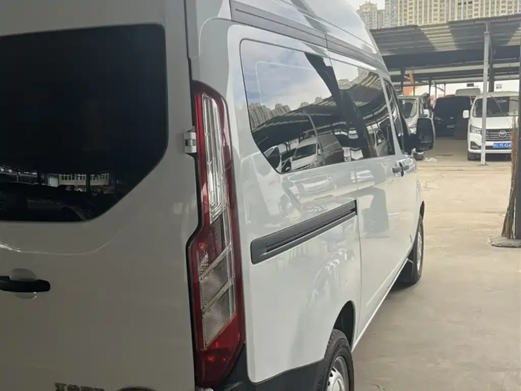 Ford Transit 2021 из CN, фото 6