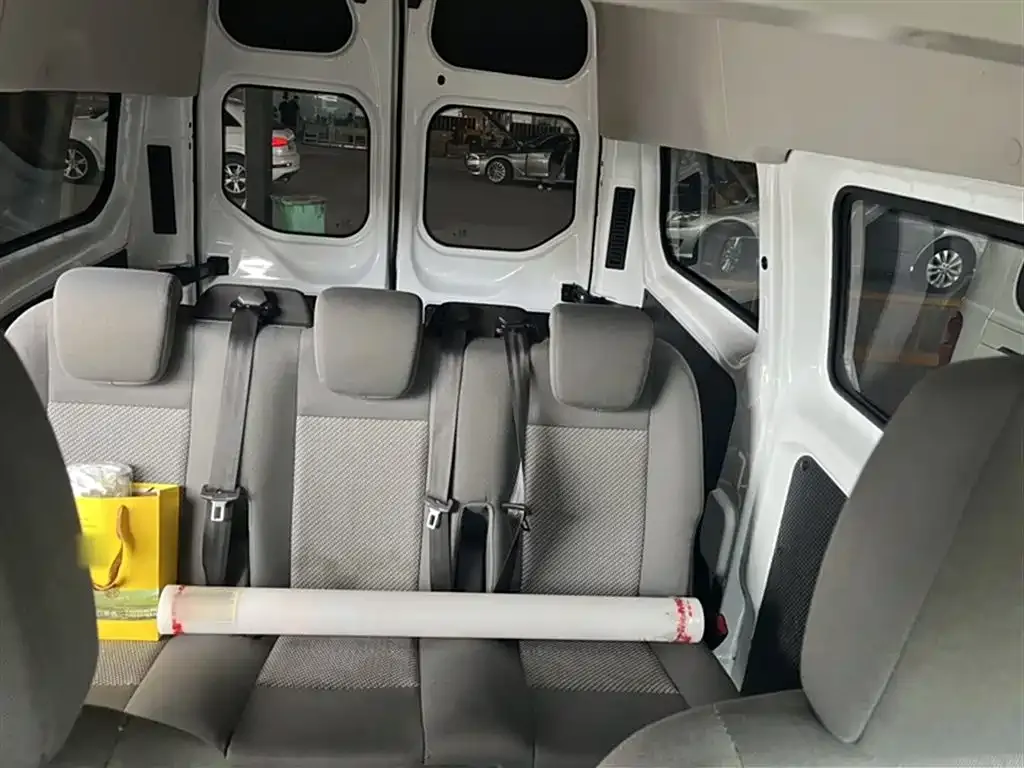 Ford Transit 2021 из CN, фото 7