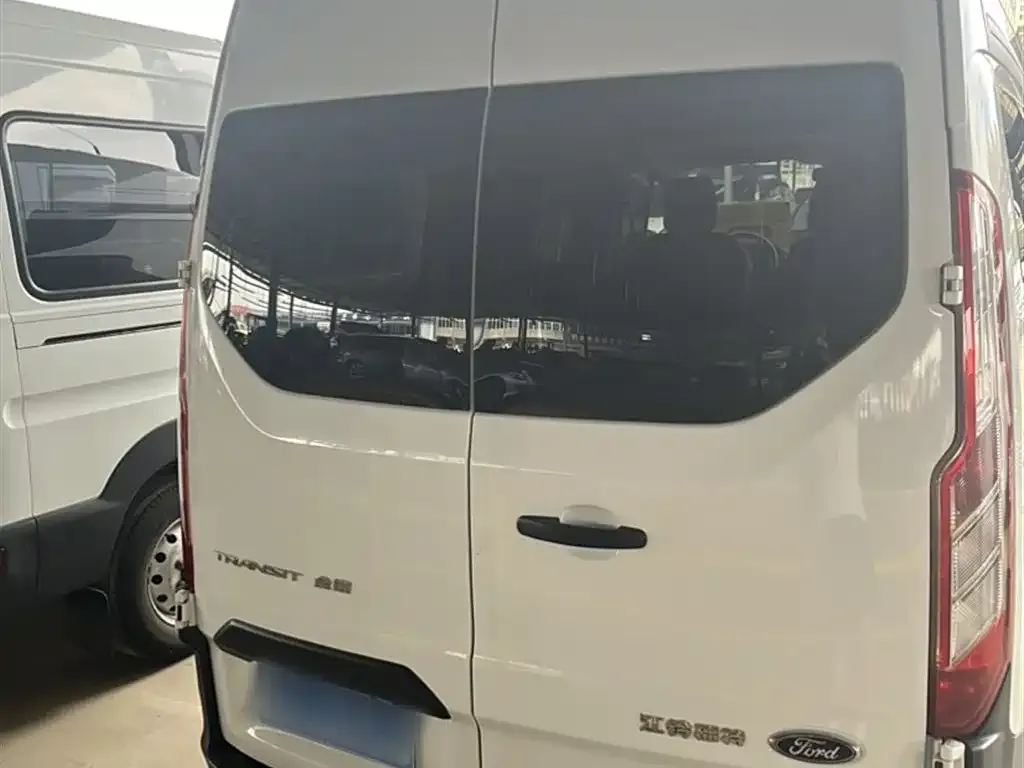 Ford Transit 2021 из CN, фото 9