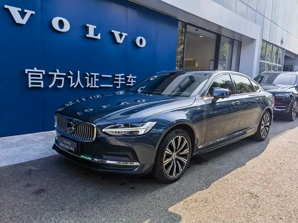 Volvo S90 2022 из CN, фото 1