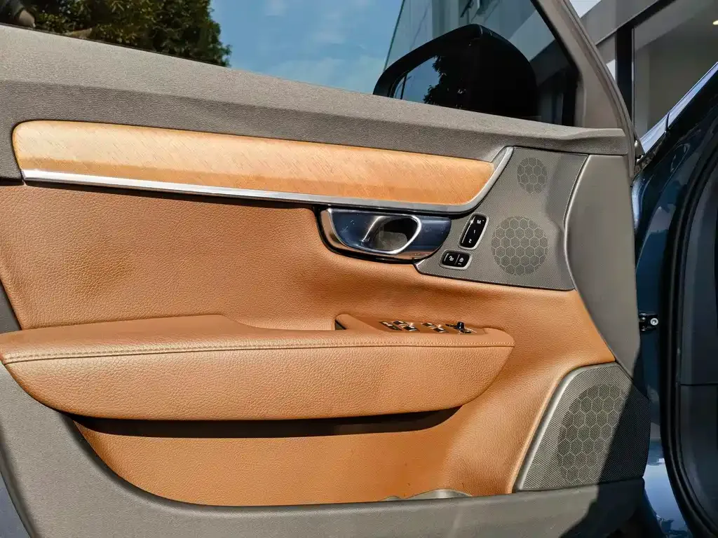 Volvo S90 2022 из CN, фото 7