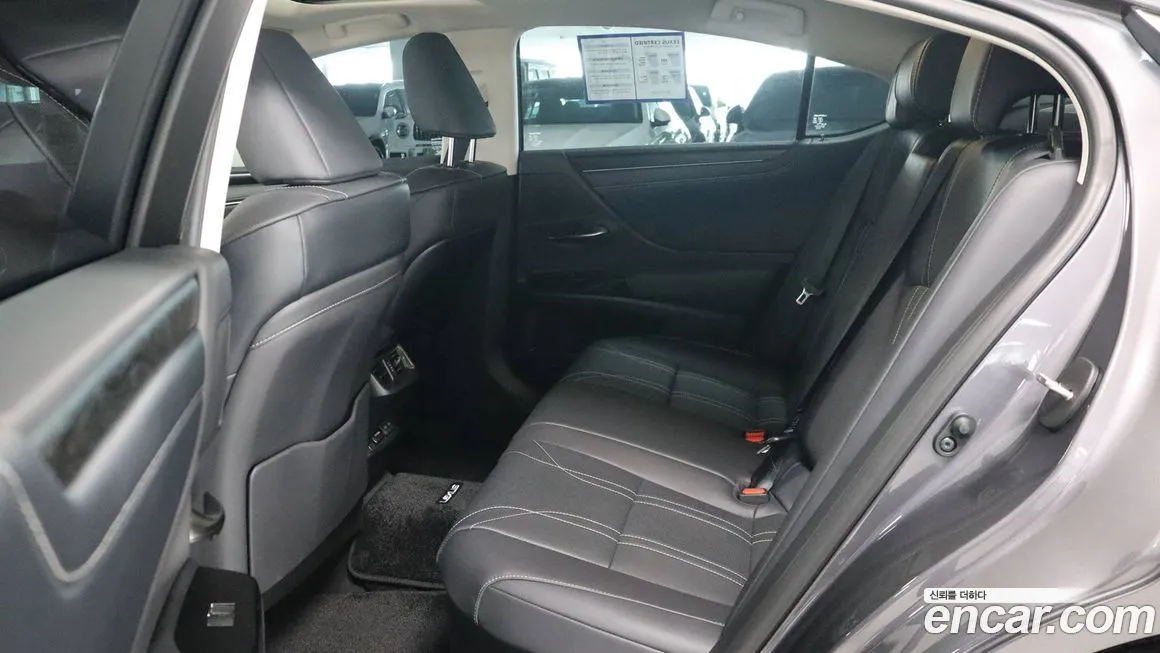 Lexus ES 2025 из KR, фото 10