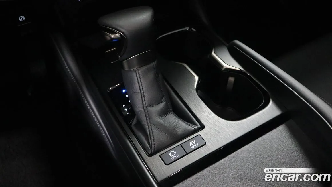 Lexus ES 2025 из KR, фото 8