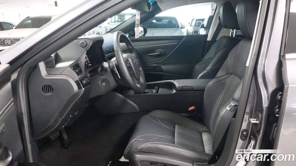 Lexus ES 2025 из KR, фото 9