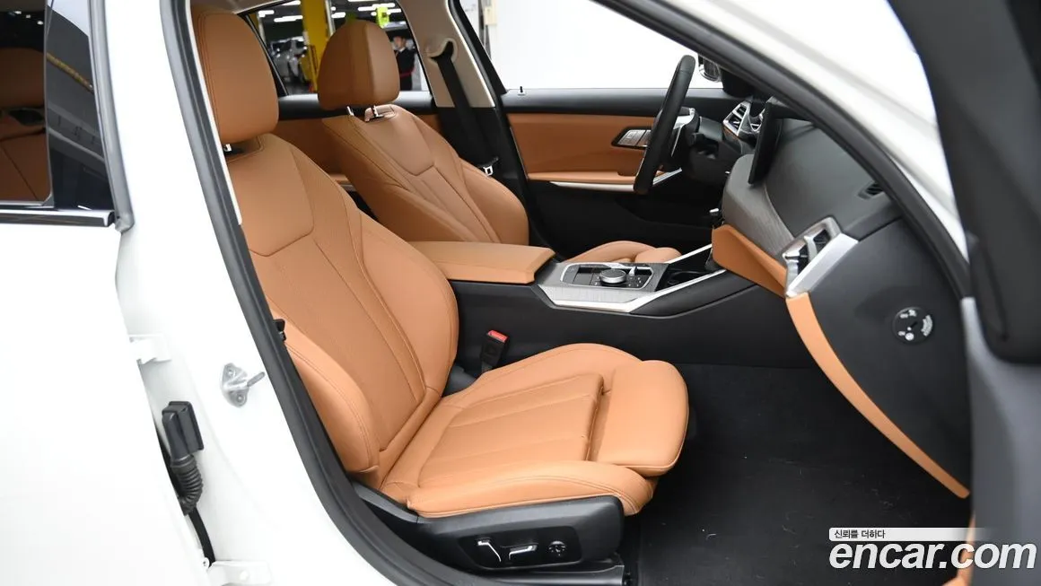 BMW 3-Series 2025 из KR, фото 10