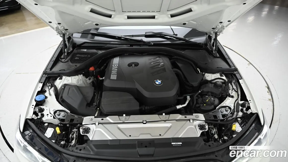 BMW 3-Series 2025 из KR, фото 6