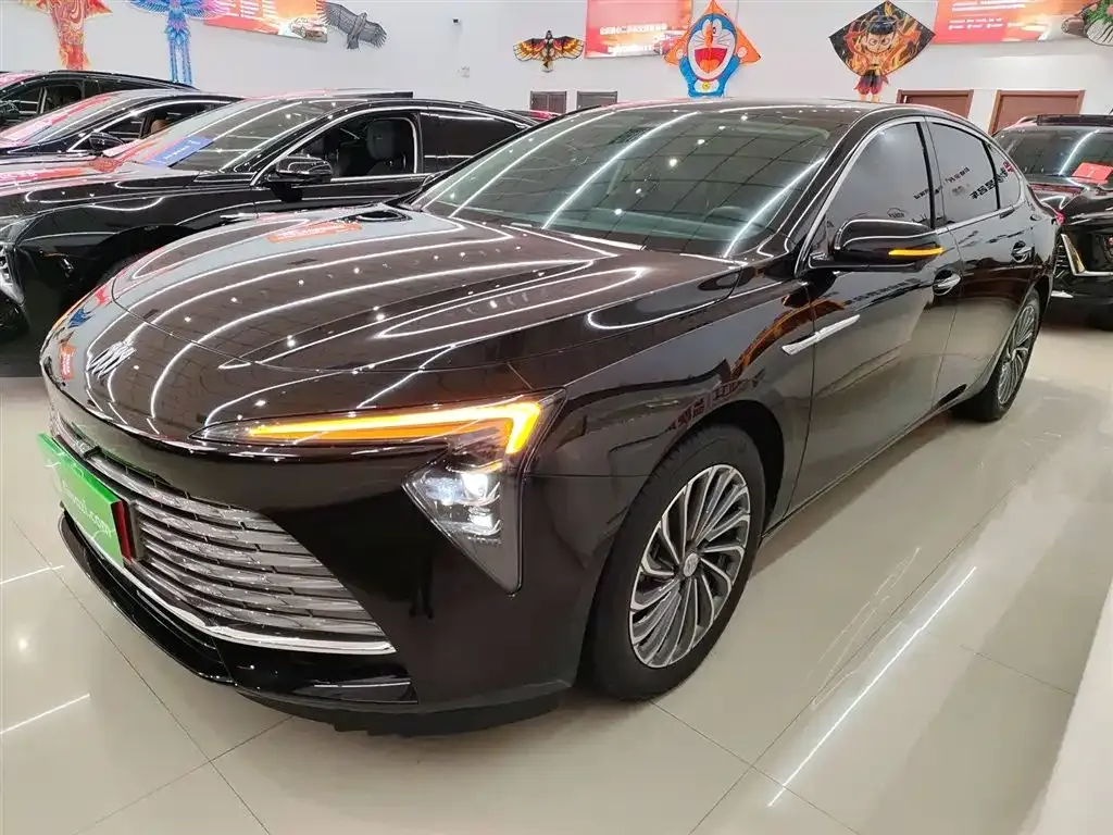 Buick LaCrosse 2024 из CN, фото 1