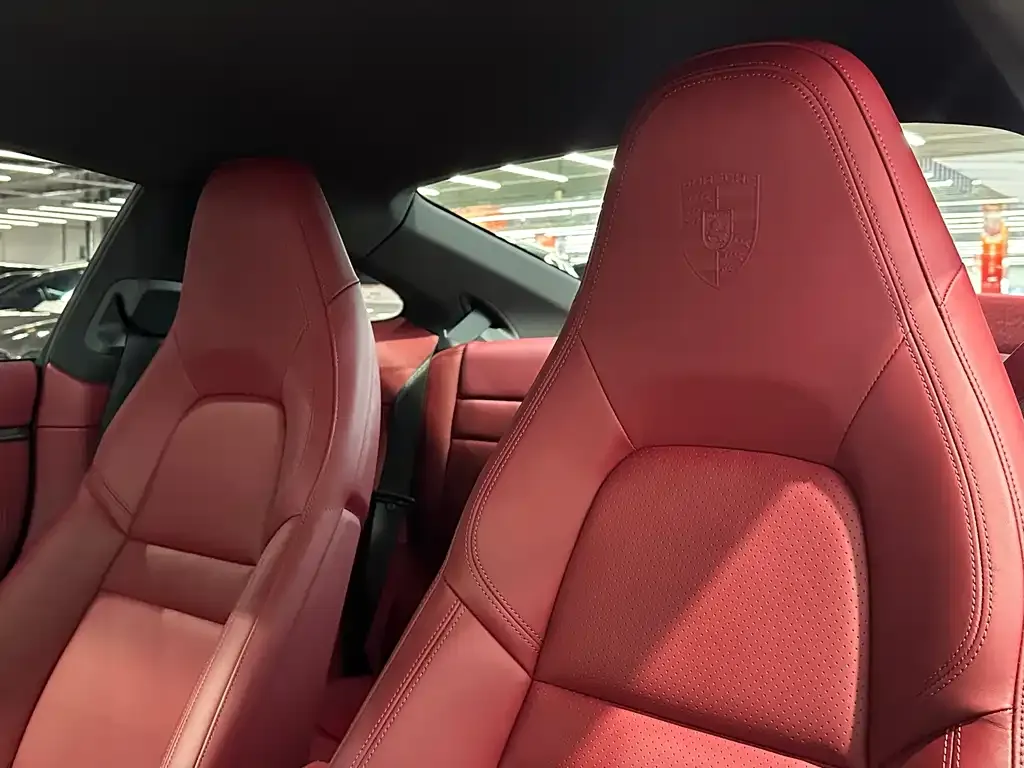 Porsche 911 2024 из CN, фото 10
