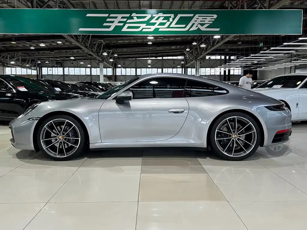 Porsche 911 2024 из CN, фото 3