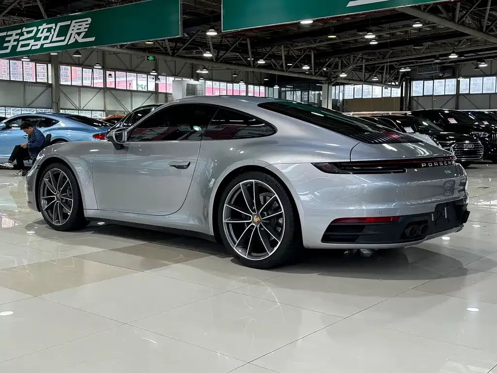Porsche 911 2024 из CN, фото 4