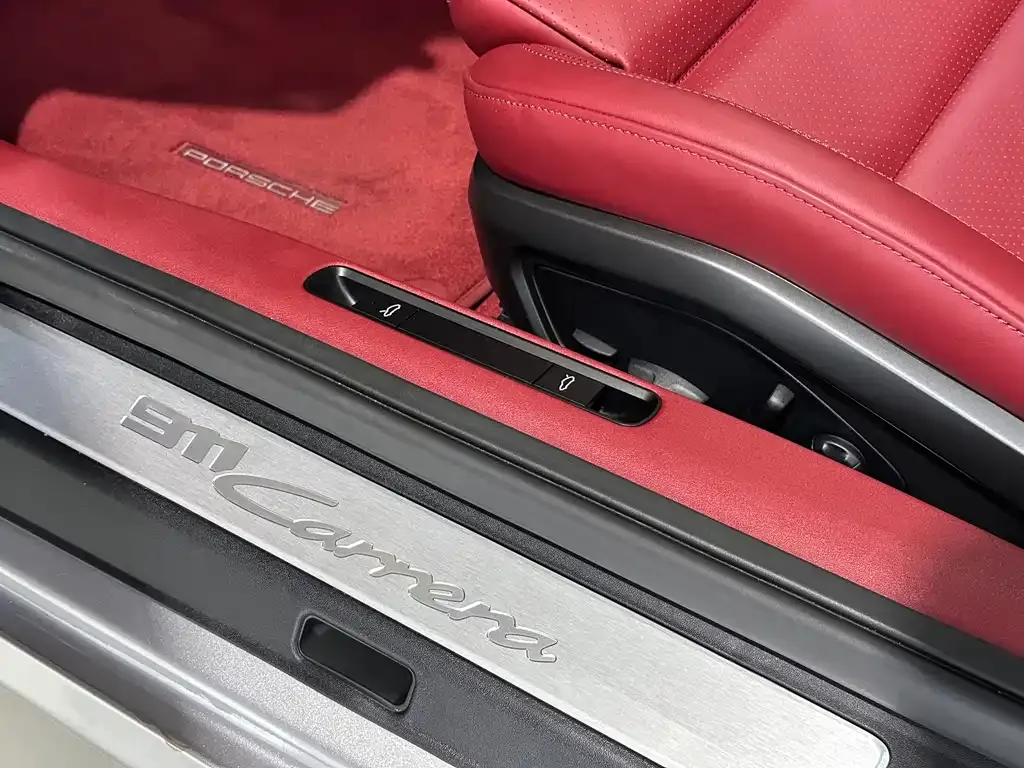 Porsche 911 2024 из CN, фото 8