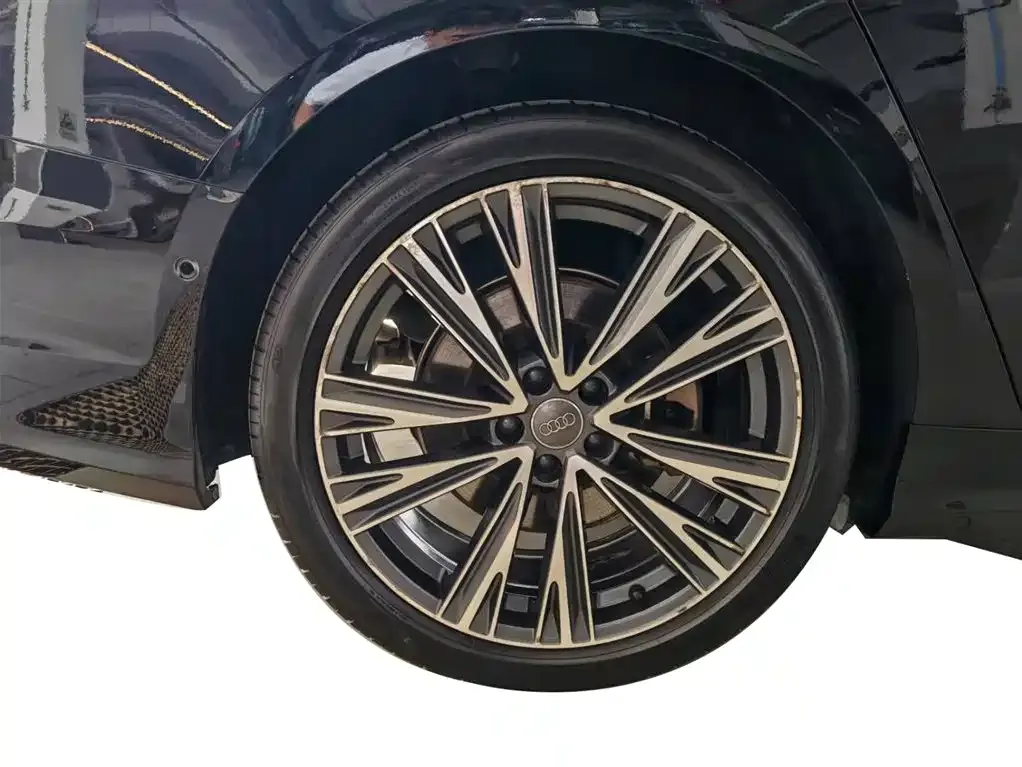 Audi A6L 2021 из CN, фото 5