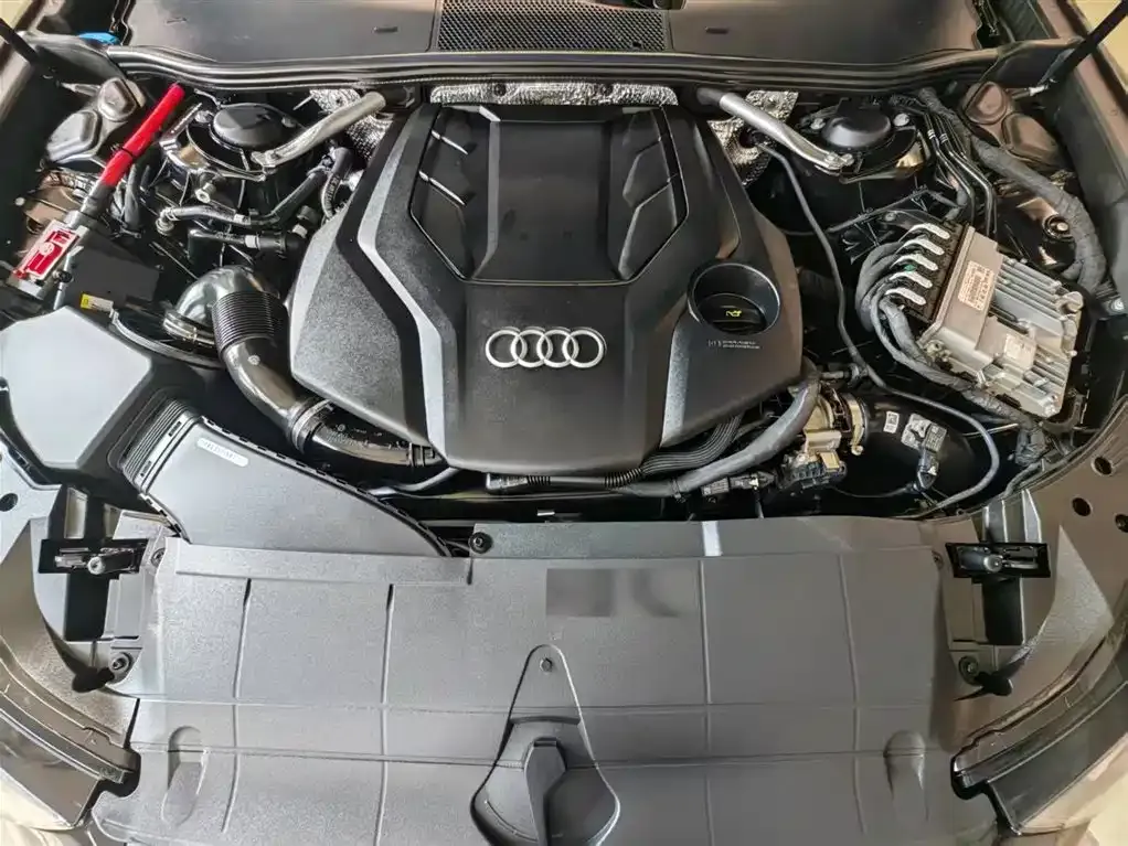 Audi A6L 2021 из CN, фото 6
