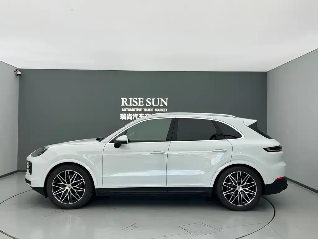 Porsche Cayenne 2024 из CN, фото 4