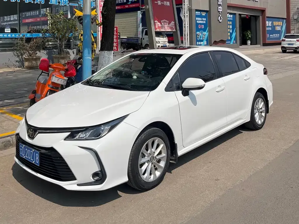 Toyota Corolla 2021 из CN, фото 1