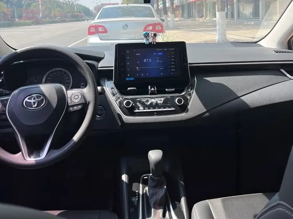 Toyota Corolla 2021 из CN, фото 10