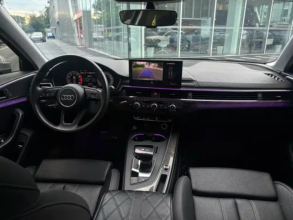 Audi A4L 2021 из CN, фото 8