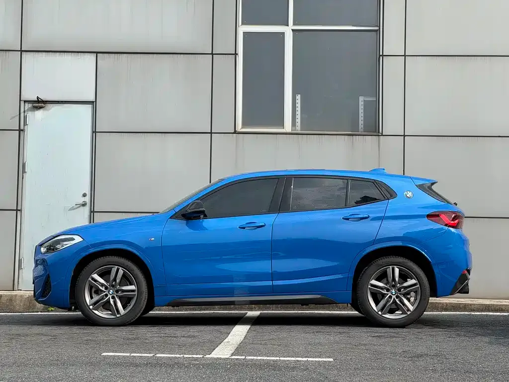 BMW X2 2023 из CN, фото 3