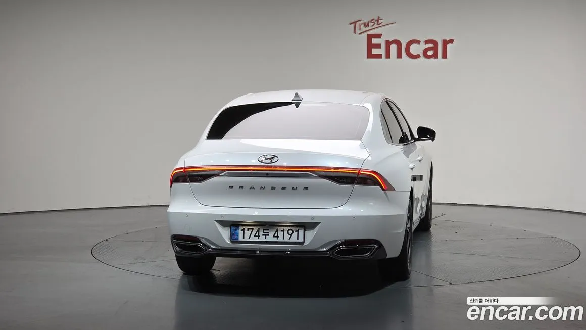 Hyundai Grandeur 2022 из KR, фото 4