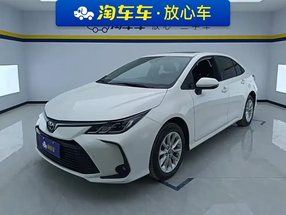 Toyota Corolla 2022 из CN, фото 1