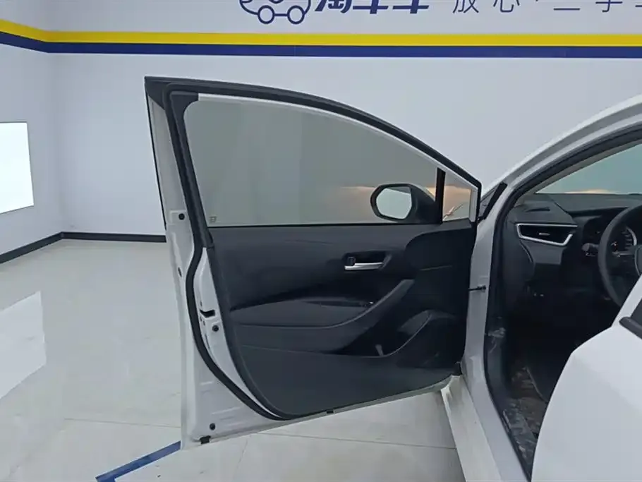Toyota Corolla 2022 из CN, фото 7