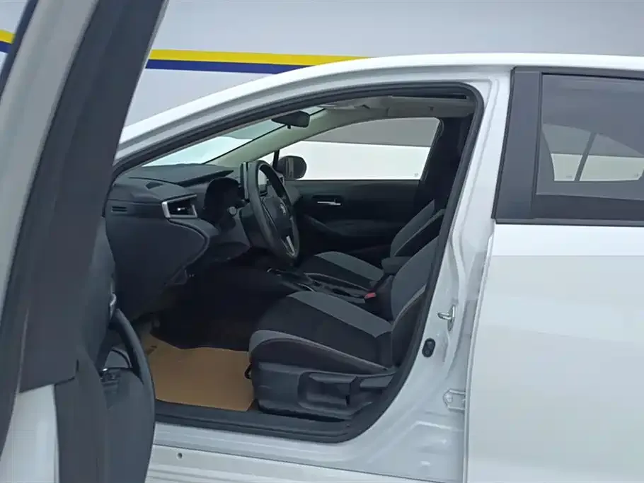Toyota Corolla 2022 из CN, фото 9