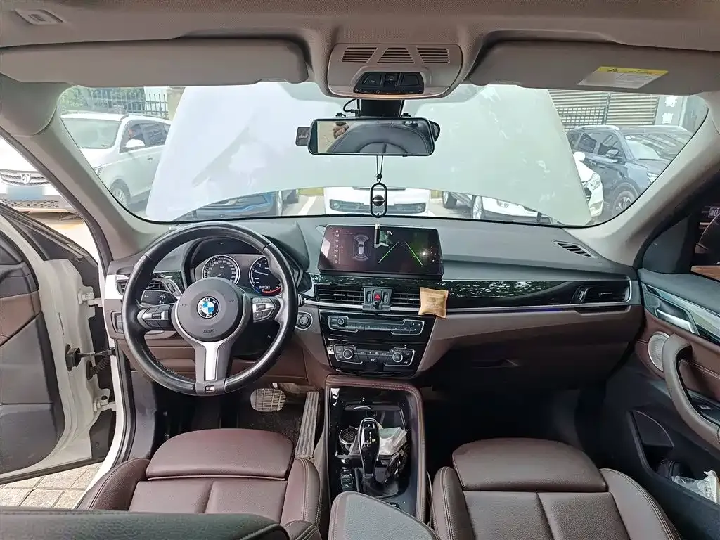 BMW X1 2021 из CN, фото 10