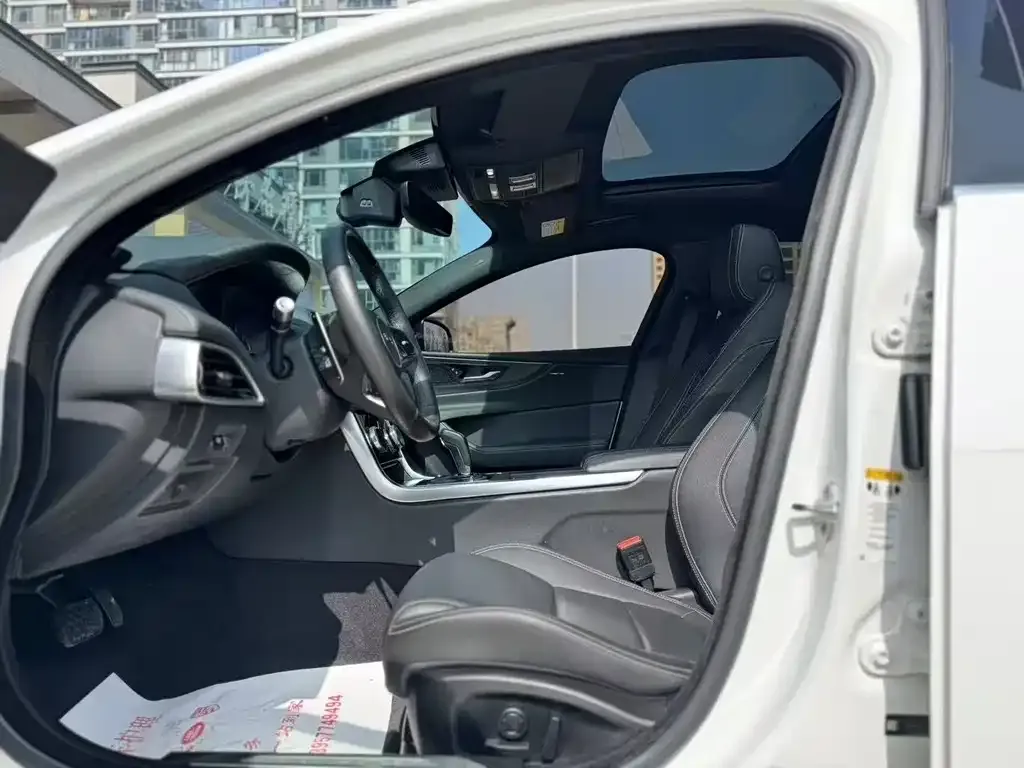 Jaguar XEL 2021 из CN, фото 7