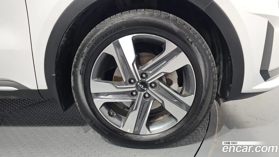 Kia Sorento — фото 5