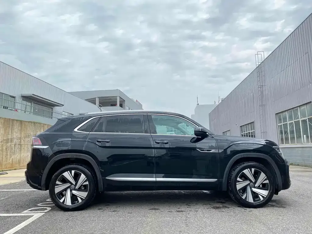 Volkswagen Teramont 2024 из CN, фото 4