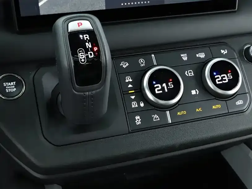 Land Rover Defender 2025 из CN, фото 8