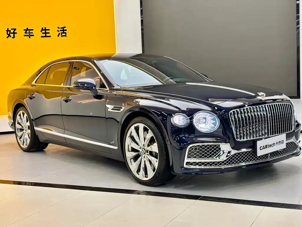 Bentley Flying Spur 2023 из CN, фото 3