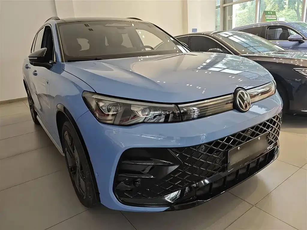 Volkswagen Tiguan L 2024 из CN, фото 9