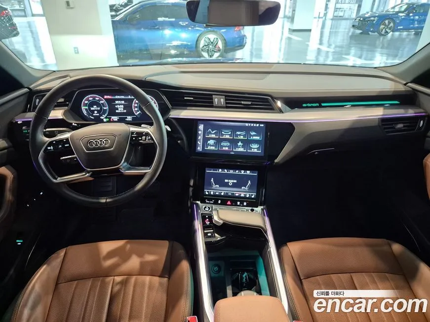 Audi Q8 e-tron 2024 из KR, фото 7