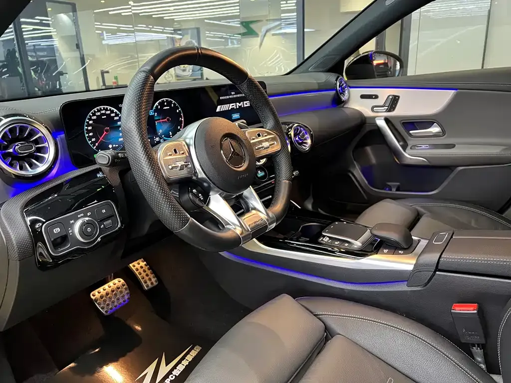Mercedes-Benz A-Class AMG (Import) 2023 из CN, фото 5