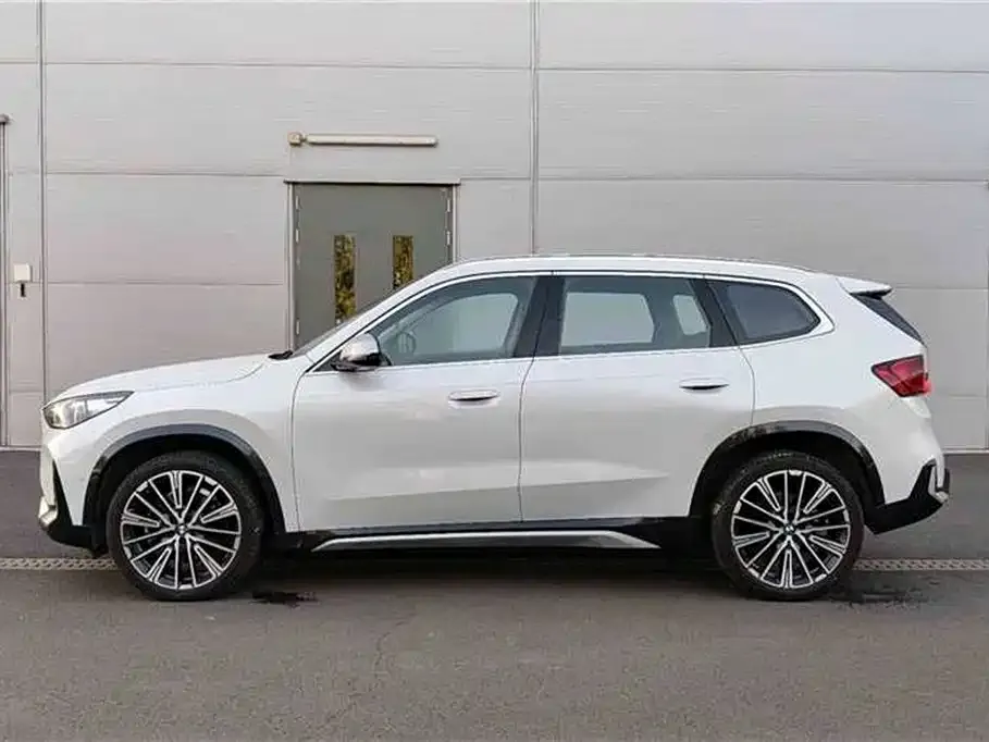 BMW X1 2025 из CN, фото 3