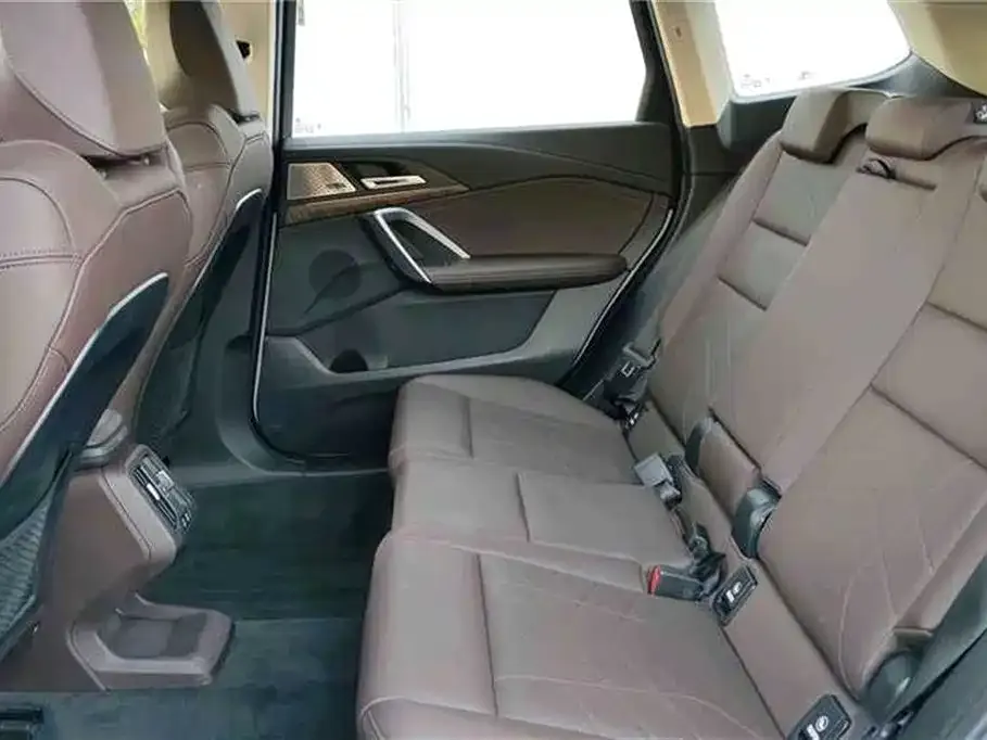 BMW X1 2025 из CN, фото 8