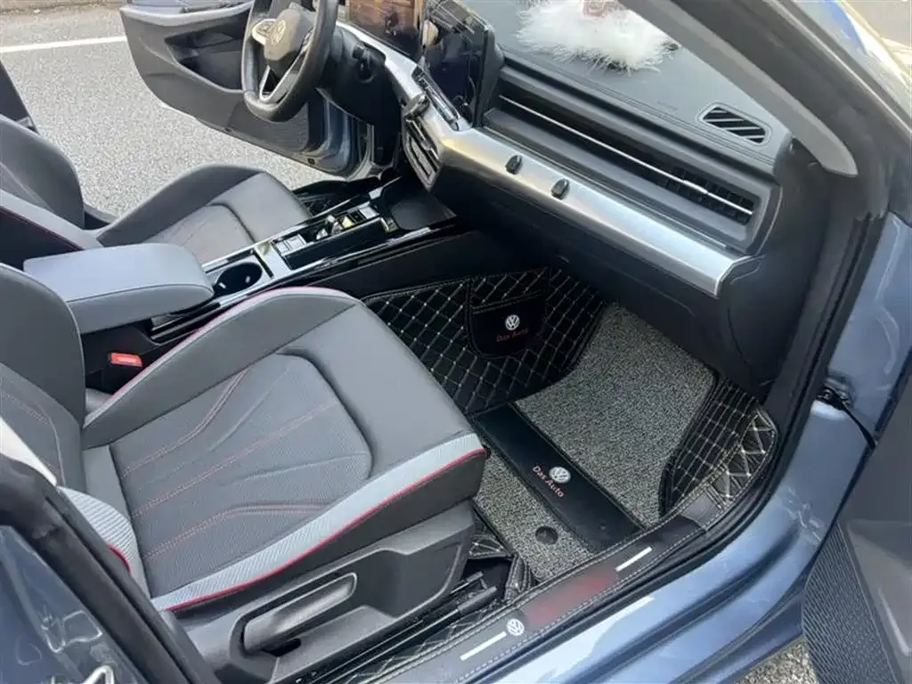 Volkswagen Lamando 2023 из CN, фото 3