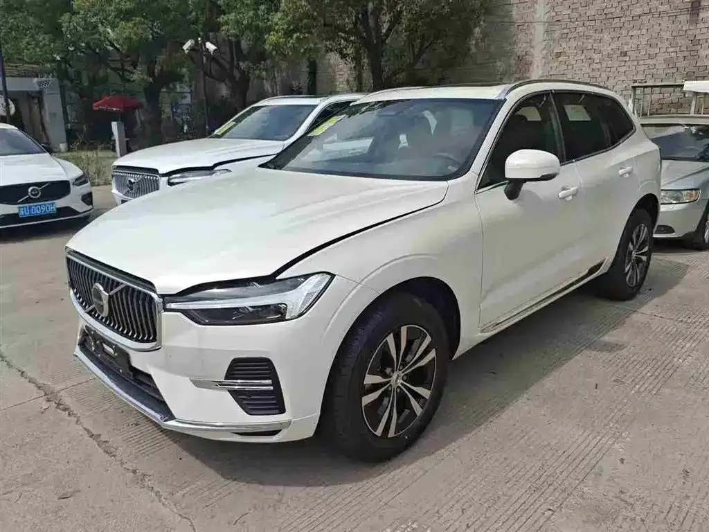 Volvo XC60 2025 из CN, фото 1