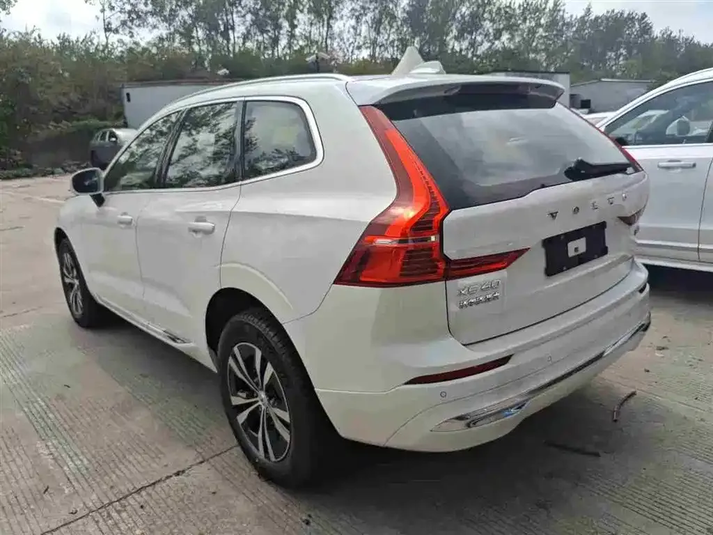 Volvo XC60 2025 из CN, фото 3