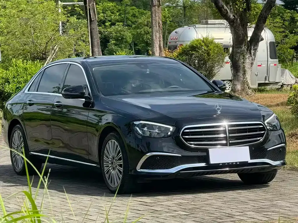 Mercedes-Benz E-Class 2023 из CN, фото 3
