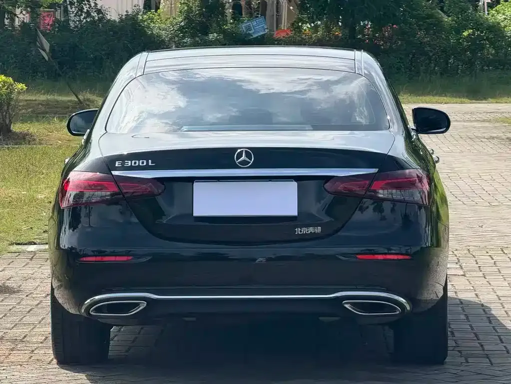 Mercedes-Benz E-Class 2023 из CN, фото 5
