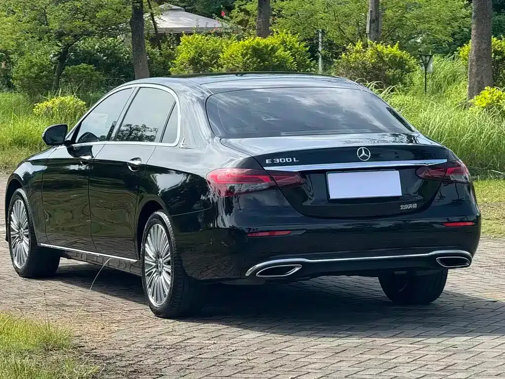 Mercedes-Benz E-Class 2023 из CN, фото 6