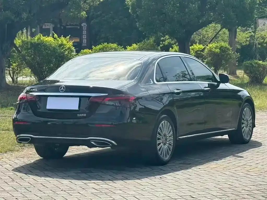 Mercedes-Benz E-Class 2023 из CN, фото 7