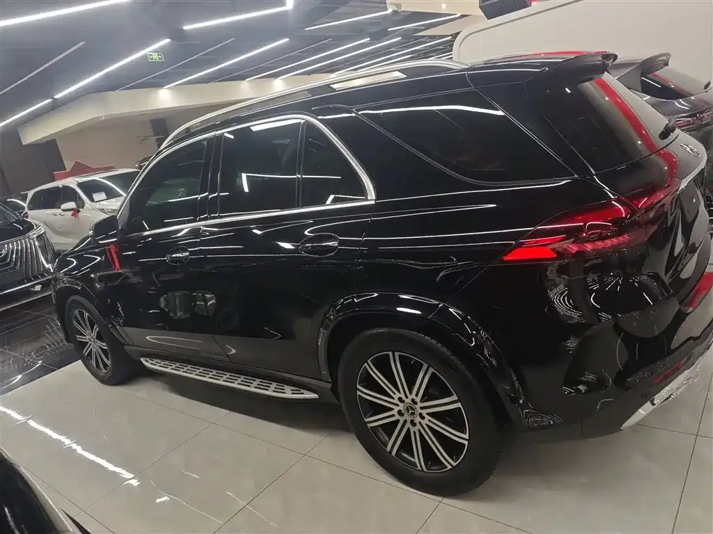 Mercedes-Benz GLE — фото 5