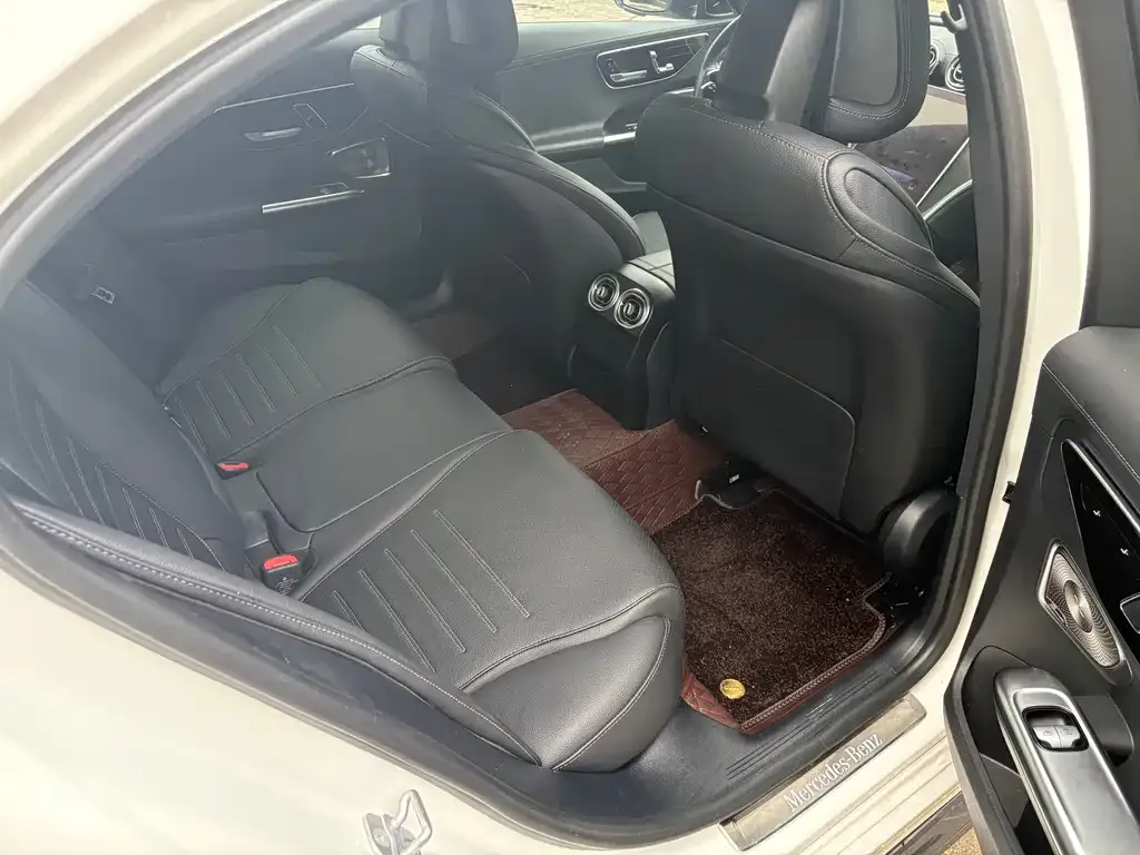 Mercedes-Benz C-Class 2024 из CN, фото 6