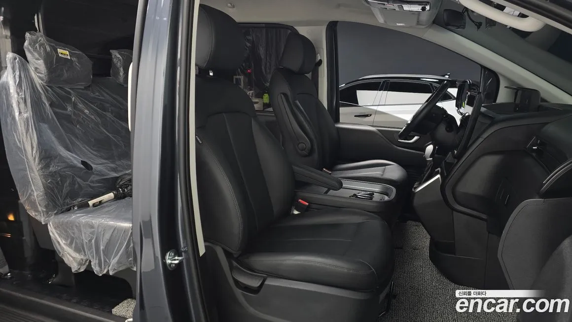 Hyundai Staria 2025 из KR, фото 10