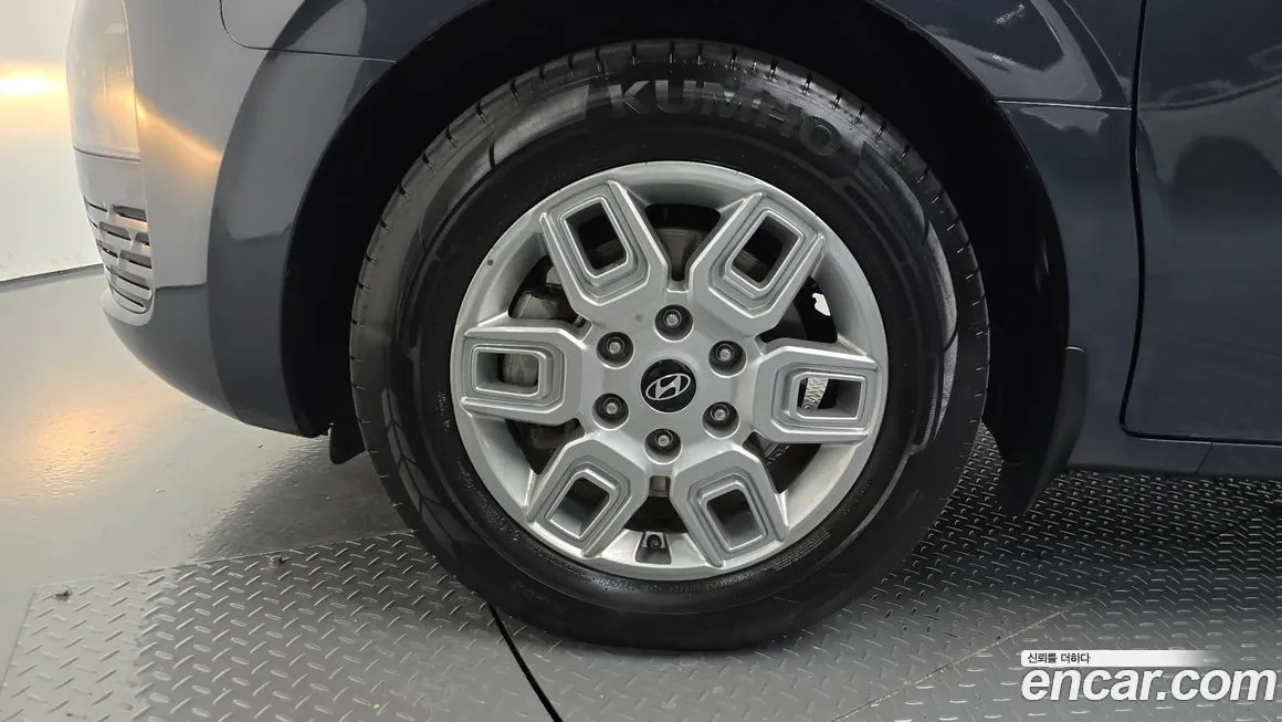 Hyundai Staria 2025 из KR, фото 5