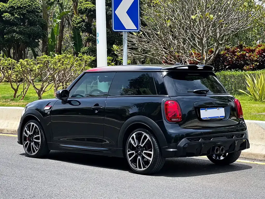 MINI JCW (John Cooper Works) 2022 из CN, фото 4