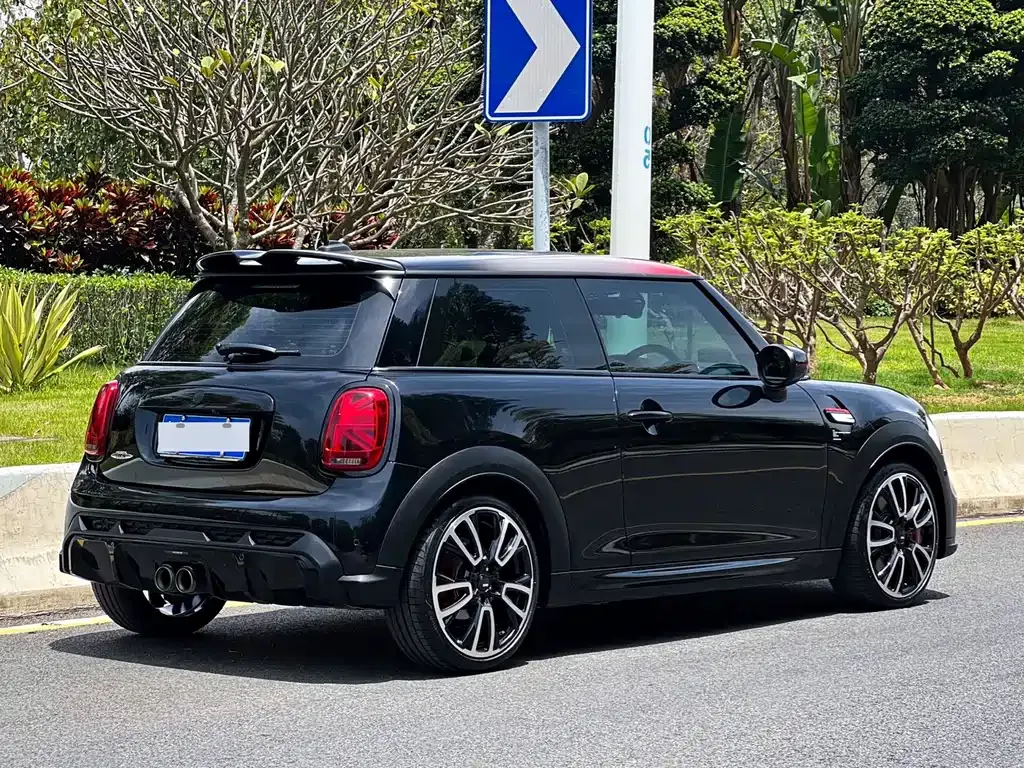 MINI JCW (John Cooper Works) 2022 из CN, фото 6